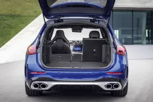 Mercedes-AMG C 43 2023 - Foto