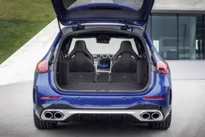 Mercedes-AMG C 43 2023 - Foto