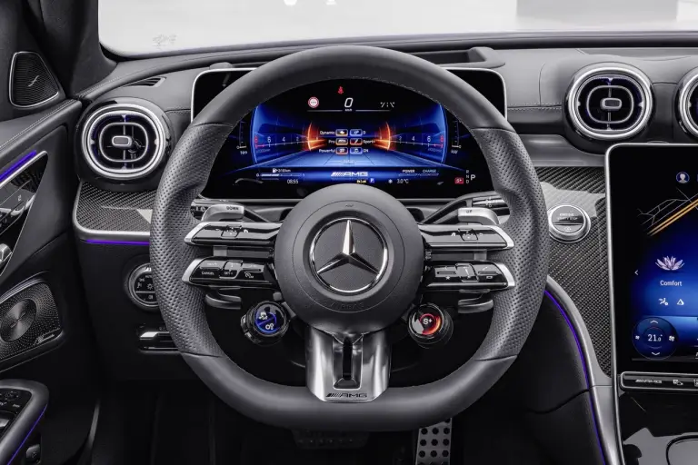 Mercedes-AMG C 43 2023 - Foto - 3