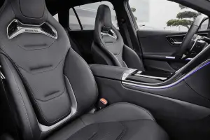 Mercedes-AMG C 43 2023 - Foto