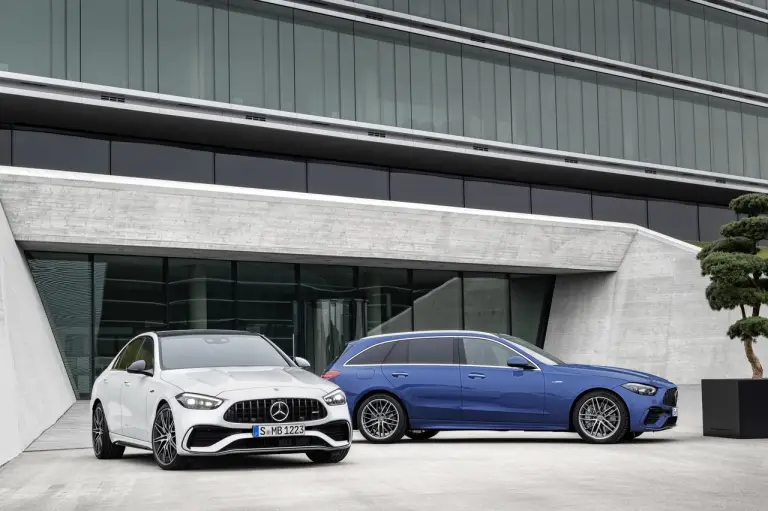 Mercedes-AMG C 43 2023 - Foto - 46