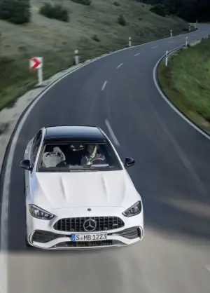 Mercedes-AMG C 43 2023 - Foto