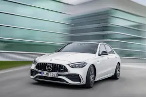 Mercedes-AMG C 43 2023 - Foto