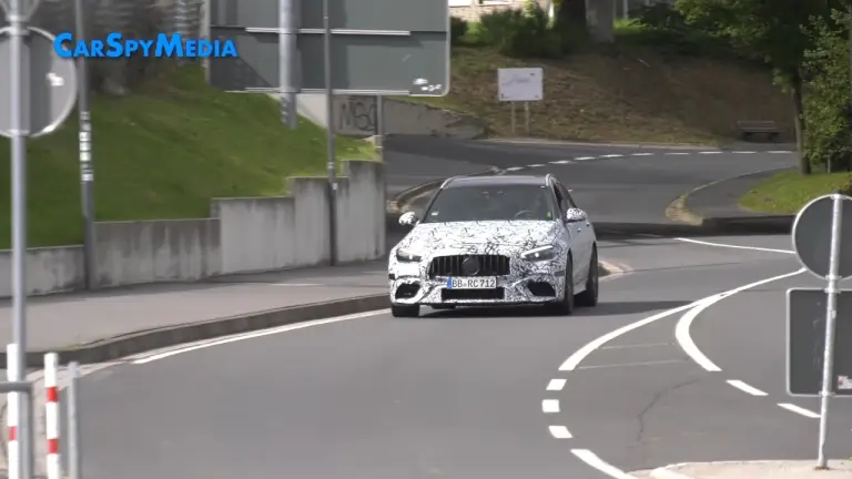 Mercedes-AMG C 63 2023 - Foto spia Car Spy Media - 19