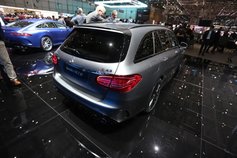 Mercedes AMG C43 - Salone di Ginevra 2018 - 9