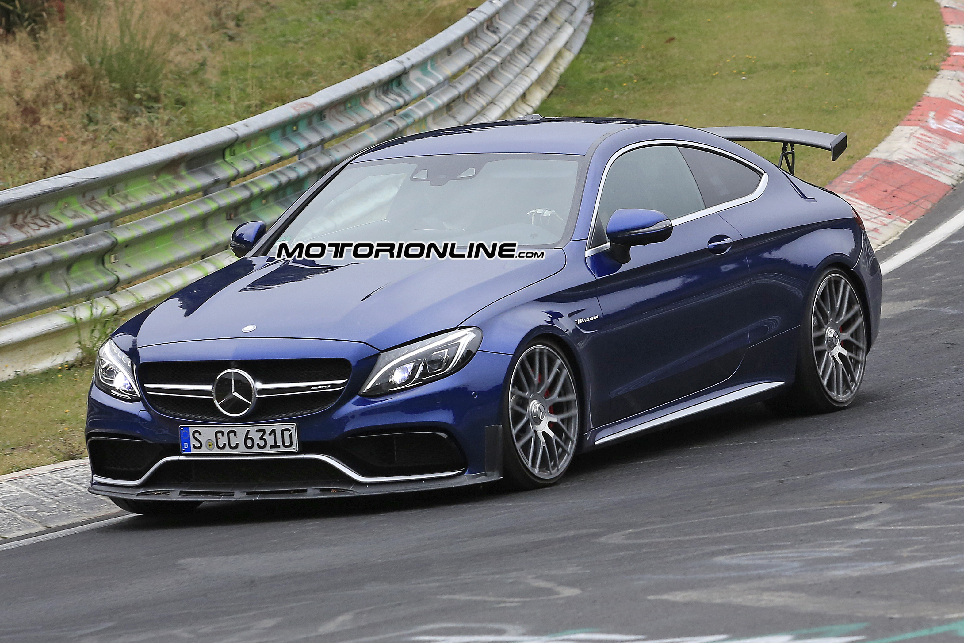 Mercedes AMG C63 R Coupè