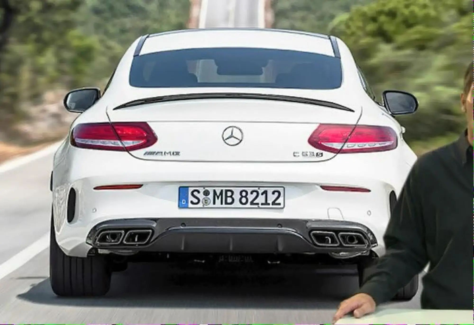 Mercedes-AMG C63 S Coupe - Prime foto online - 1