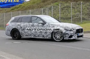 Mercedes-AMG C63 wagon - Foto spia 25-5-2021 - 8