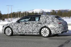 Mercedes-AMG CLA 35 Shooting Brake foto spia 19 marzo 2019