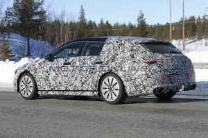 Mercedes-AMG CLA 35 Shooting Brake foto spia 19 marzo 2019