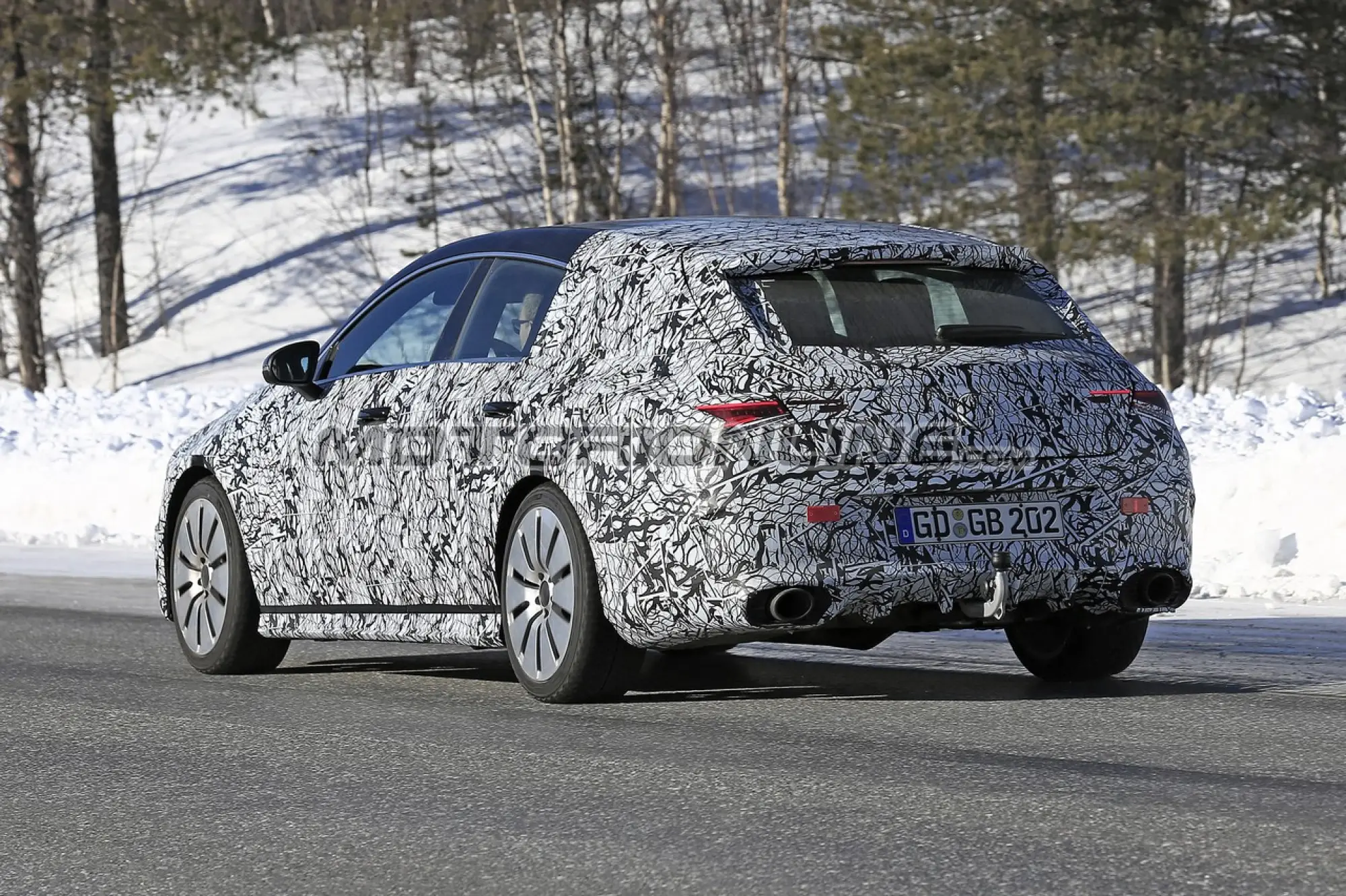 Mercedes-AMG CLA 35 Shooting Brake foto spia 19 marzo 2019 - 8