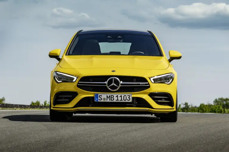 Mercedes-AMG CLA 35 Shooting Brake - 14