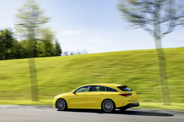 Mercedes-AMG CLA 35 Shooting Brake - 15