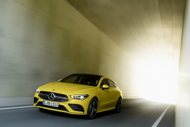 Mercedes-AMG CLA 35 Shooting Brake - 19