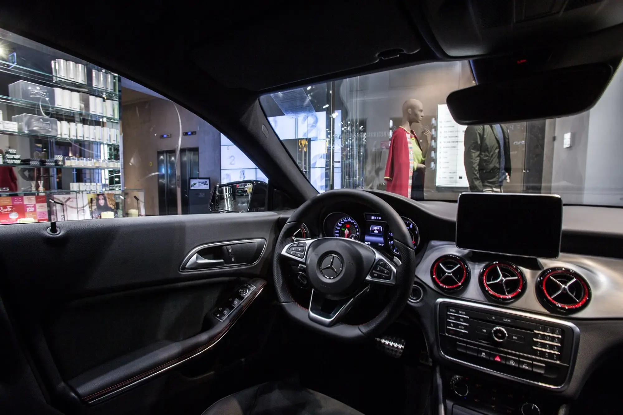 Mercedes-AMG CLA 45 Shooting Brake Brian & Barry Building - 11