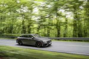 Mercedes-AMG CLA 45 Shooting Brake - 21