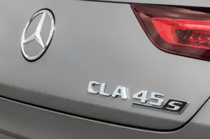 Mercedes-AMG CLA 45 Shooting Brake
