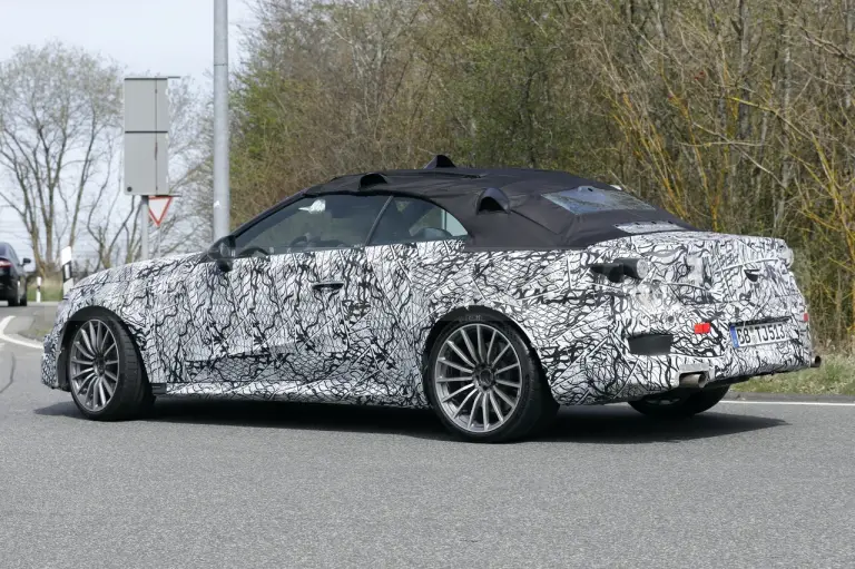 Mercedes-AMG CLE 43 2023 - Foto Spia 13-04-2022 - 1