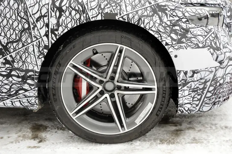 Mercedes-AMG E 53 e 2023 - Foto Spia 09-03-2022 - 7