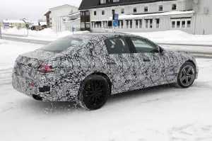 Mercedes-AMG E 53 e 2023 - Foto Spia 09-03-2022 - 13