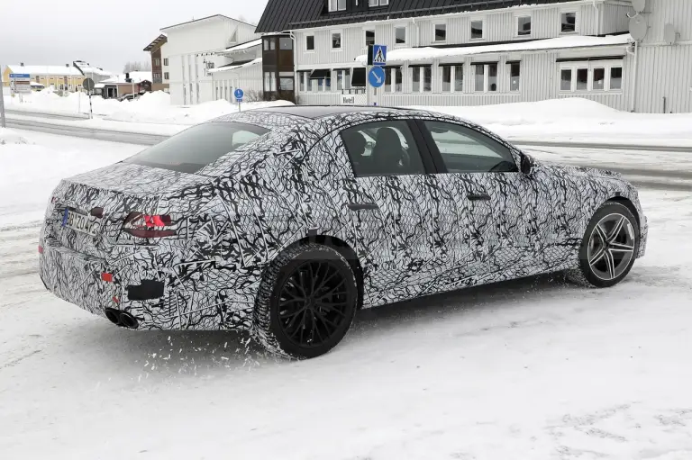 Mercedes-AMG E 53 e 2023 - Foto Spia 09-03-2022 - 13