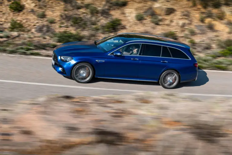 Mercedes-AMG E 63 2021 - 25