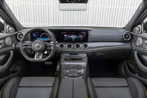 Mercedes-AMG E 63 2021 - 45