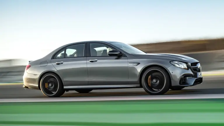 Mercedes-AMG E 63 MY 2017 - 17