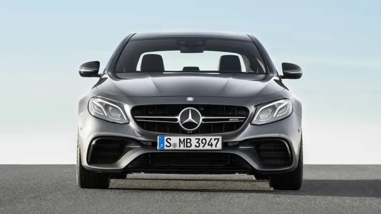 Mercedes-AMG E 63 MY 2017 - 22
