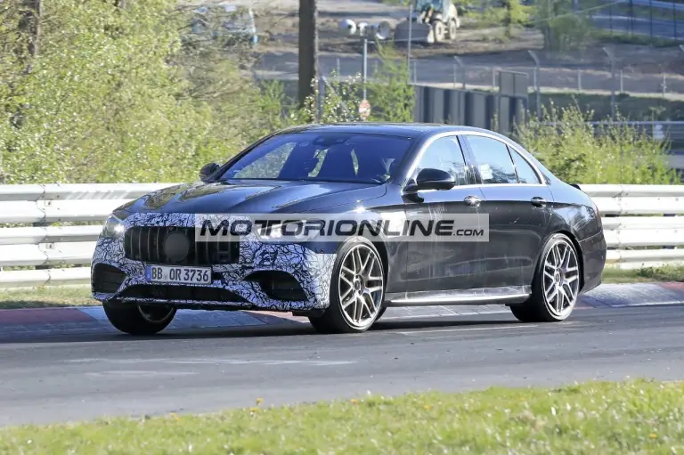 Mercedes-AMG E63 facelift - Foto spia 22-4-2020 - 3