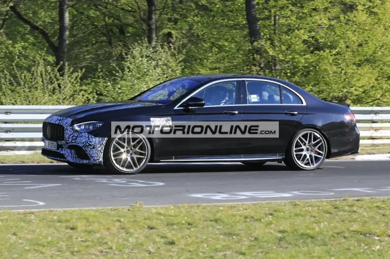 Mercedes-AMG E63 facelift - Foto spia 22-4-2020 - 5