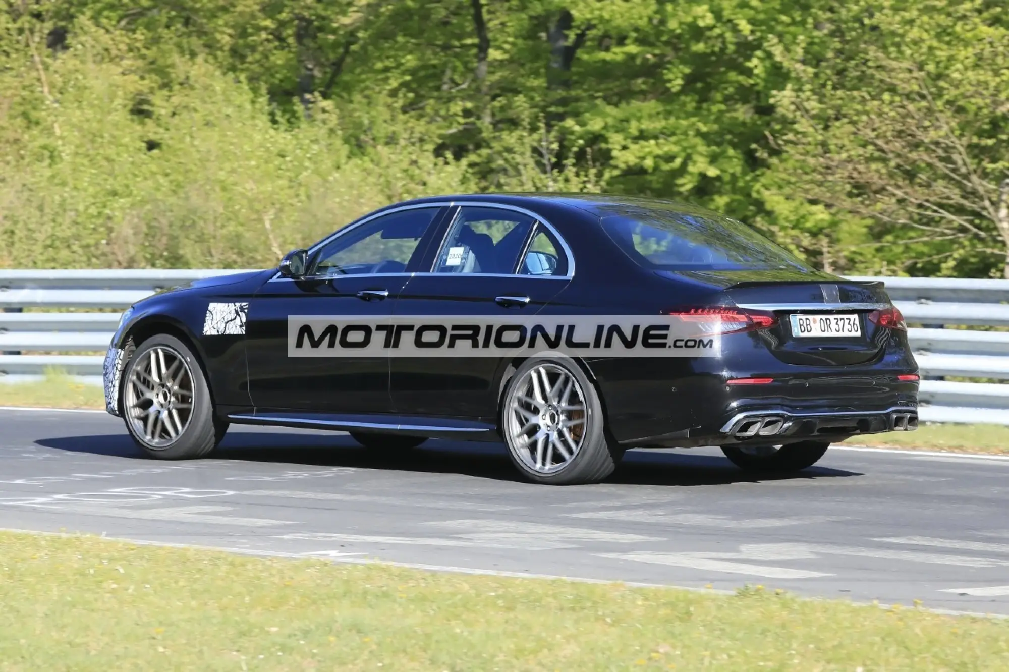 Mercedes-AMG E63 facelift - Foto spia 22-4-2020 - 9