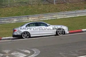 Mercedes-AMG E63 facelift - Foto spia 3-5-2019 - 14