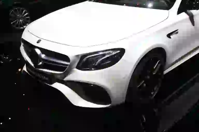 Mercedes-AMG E63 Wagon - Salone di Ginevra 2017 - 5