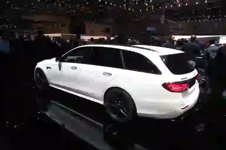 Mercedes-AMG E63 Wagon - Salone di Ginevra 2017 - 10