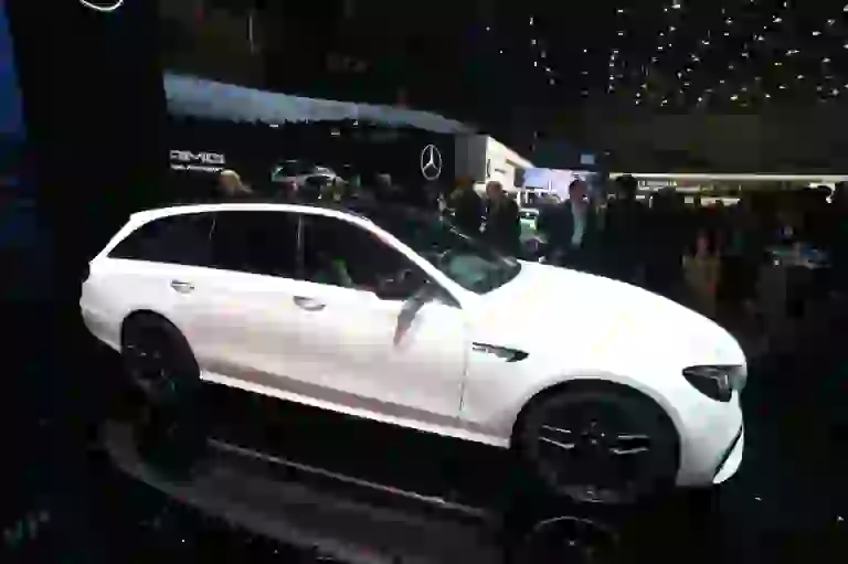 Mercedes-AMG E63 Wagon - Salone di Ginevra 2017 - 12