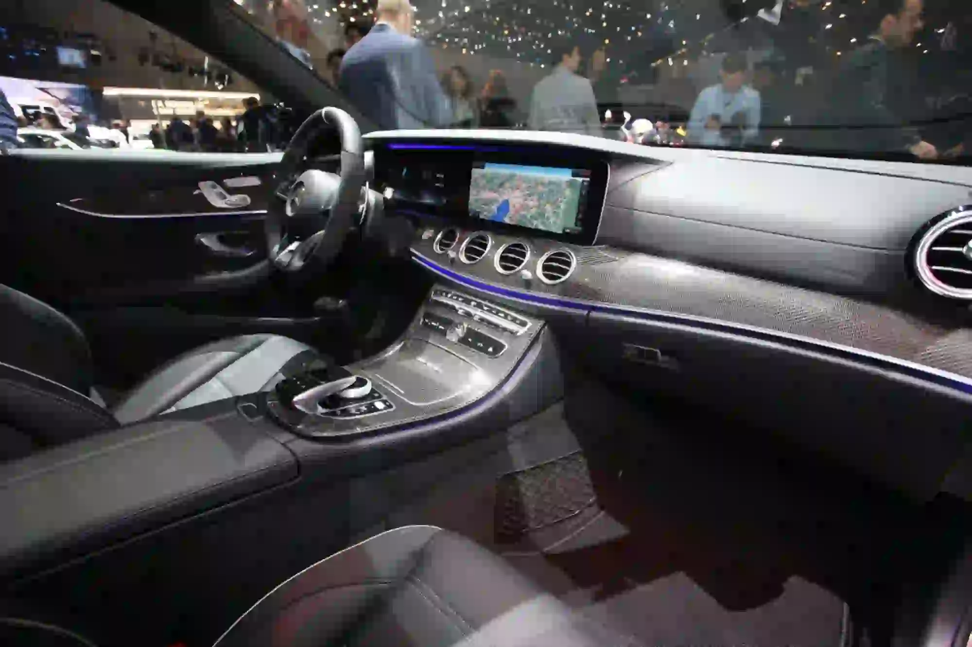 Mercedes-AMG E63 Wagon - Salone di Ginevra 2017 - 13