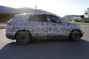 Mercedes-AMG EQE SUV - Foto Spia 10-02-2022