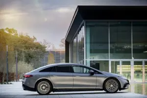 Mercedes-AMG EQS 53 - Foto ufficiali