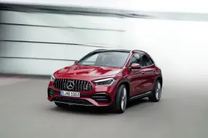 Mercedes-AMG GLA 35
