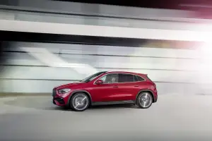 Mercedes-AMG GLA 35 - 19