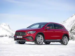 Mercedes-AMG GLA 35