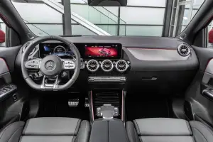 Mercedes-AMG GLA 35 - 23