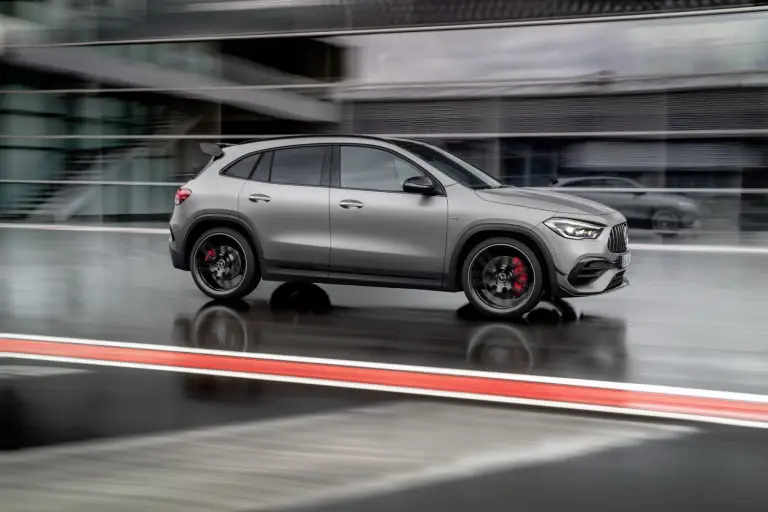 Mercedes-AMG GLA 45 2020 - 2