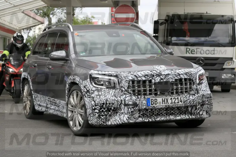 Mercedes AMG GLB 45 2019 - foto spia  - 3