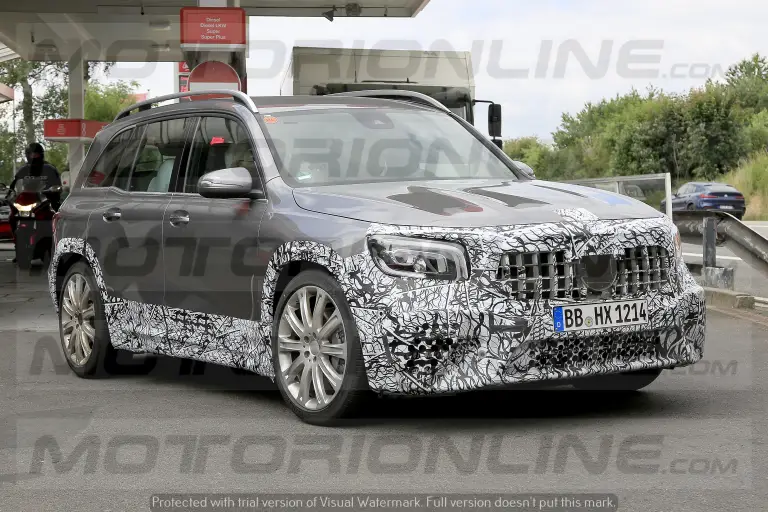 Mercedes AMG GLB 45 2019 - foto spia  - 4
