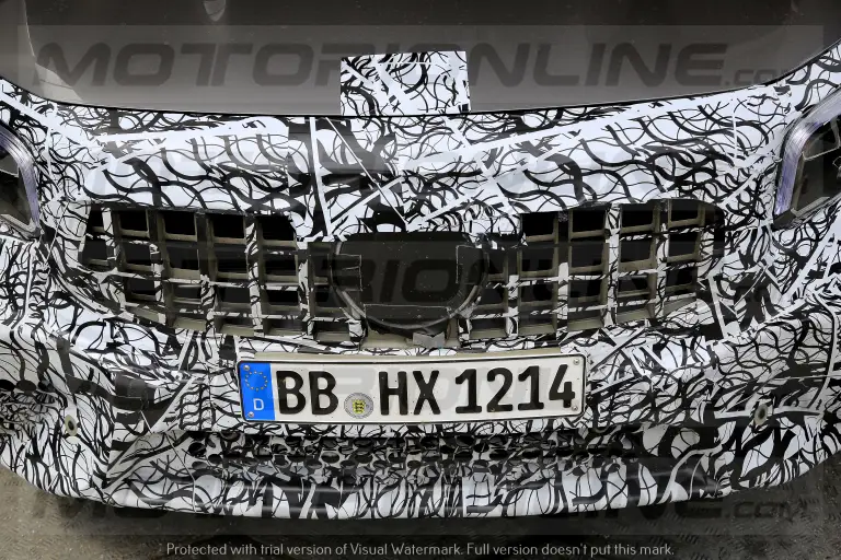 Mercedes AMG GLB 45 2019 - foto spia - 13