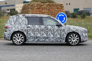 Mercedes-AMG GLB A35 foto spia 21 novembre 2018