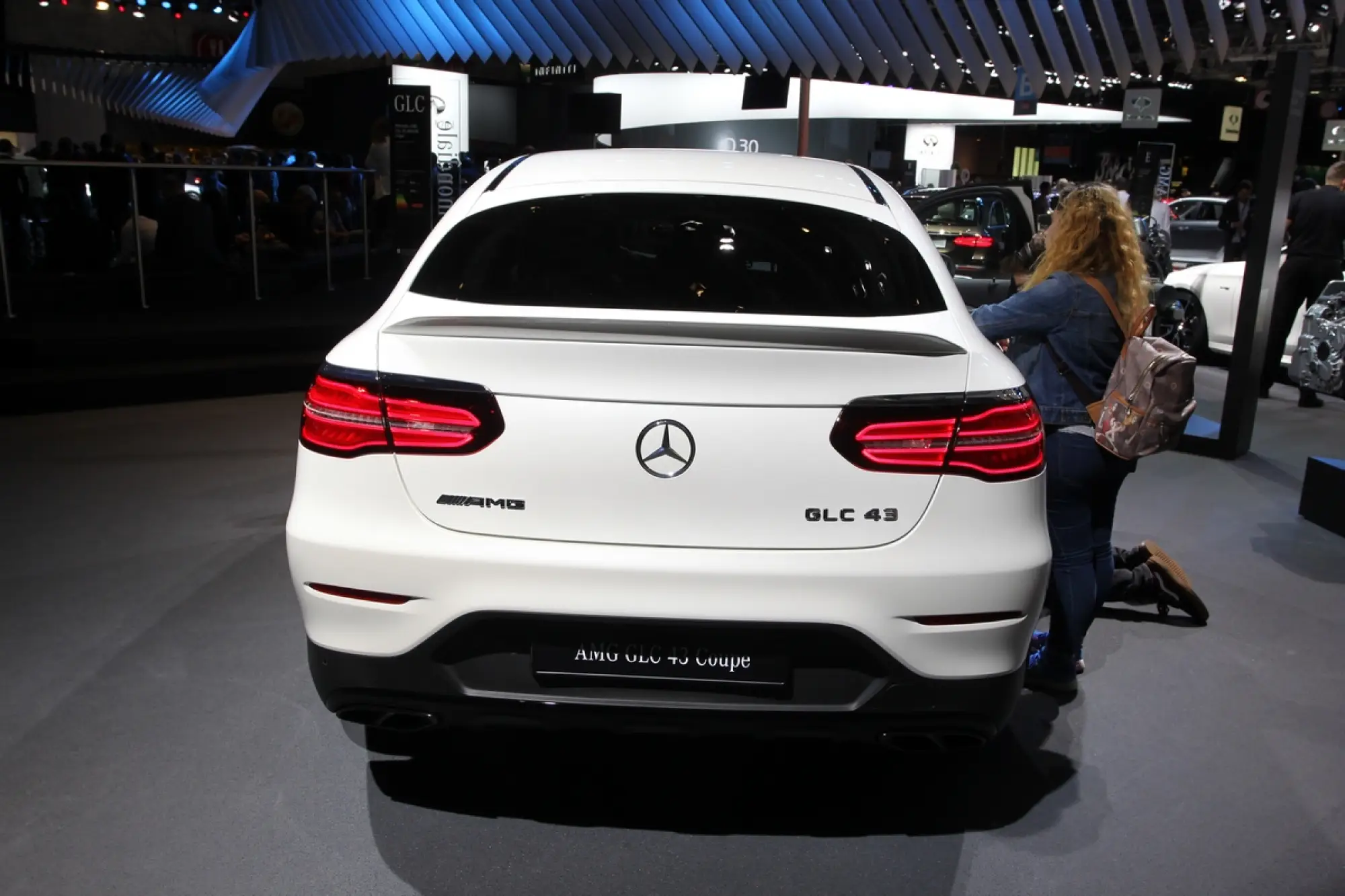 Mercedes AMG GLC 43 Coupe - Salone di Parigi 2016 - 3