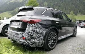 Mercedes-AMG GLC 63 2023 - Foto spia 21-06-2022 - 12